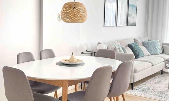 Prizren Apartment | RONI APARTMENTS -Near the historic city center -Family-friendly -Baby cots and toys available -Netflix -Convenient for sightseeing -Services available -Free parking with video surveillance