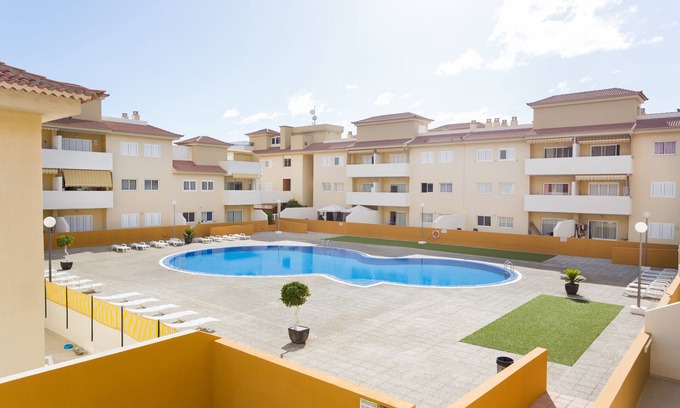 Puerto de Guimar Apartment | ROOF TERRACE WITH POOL NEAR BEACH