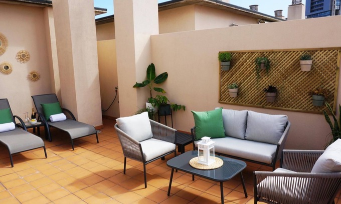 Santa Cruz de Tenerife Apartment | Rooftop Cityview Classic Suite