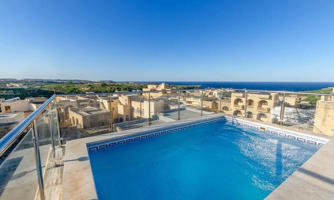 Nadur Villa | Rooftop Pool w/SeaViews @ Modern 3BR Holiday Home