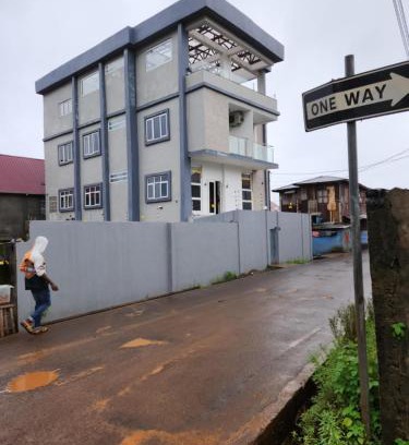 Freetown House | Rooftop Villa