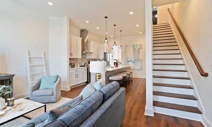 Hadley - Washington House | ROOFTOP YARD SKYLINE VIEW ★GAMES ★MINS to BROADWAY