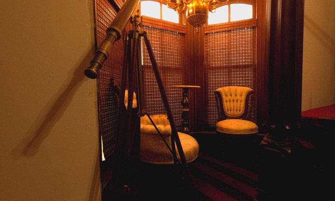 Bishopville House | Room # 1 /Historical Victorian house in serene Bishopville with WiFi, AC