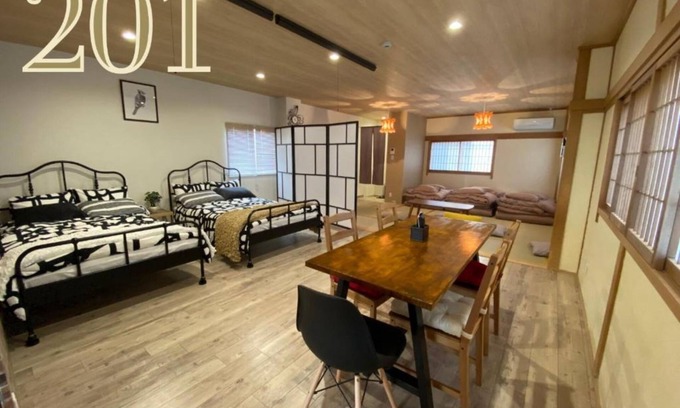 Minato Apartment | Room 201 with balcony 1 floor bath toilet 2 w - 201/Osaka Ōsaka