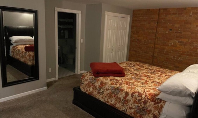 Corning Apartment | ROOM 3 Luxury King Suite