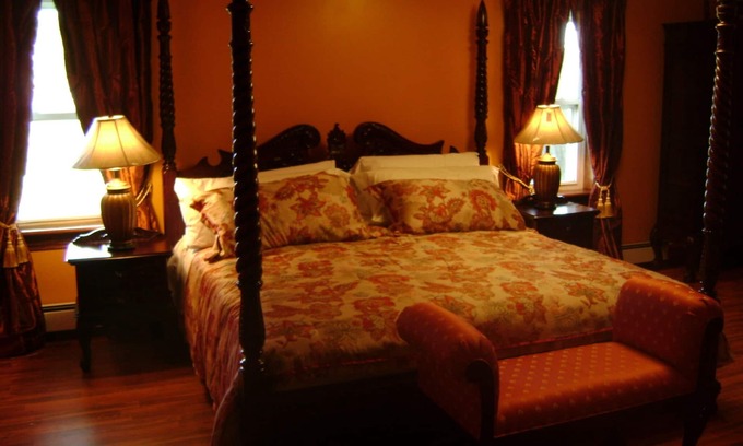 Fort Plain Bed & Breakfast | Room #4 We only 30 min. from Baseball Hole of Fame in Cooperstown.