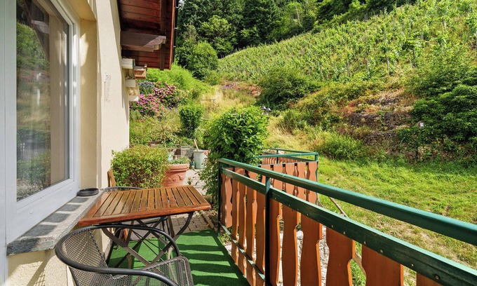 Glottertal Apartment | Room '5' with Mountain View, Shared Terrace and Wi-Fi