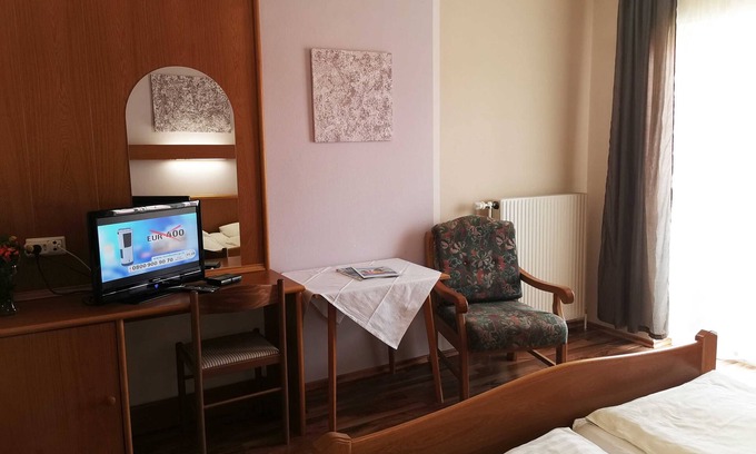 Strass im Attergau Cottage | Room 6 - Gasthof Pension Steinberger