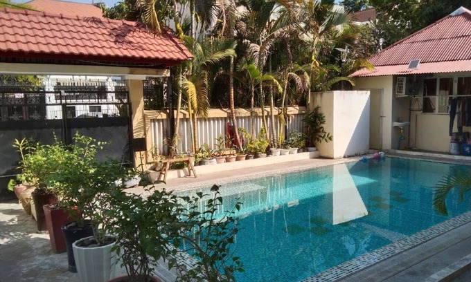 Ruessei Kaev Apartment | Room 7: Studio in a villa 5mn walk from the Royal Palace with swimming pool
