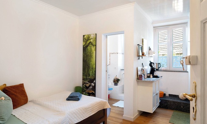 Unzhurst Apartment | Room 'Einzelzimmer Ahorn, Natur, Wellness' with Private Terrace, Private Garden and Wi-Fi