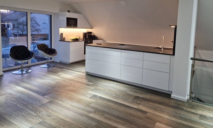 Maxhutte-Haidhof House | Room for two in shared apartment