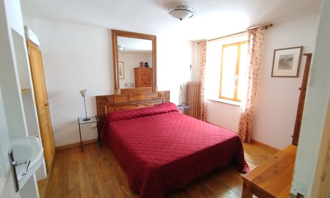 Villar-d'Arene House | Room for two in a house of the XVII century - N°2 Chez Jean Pierre