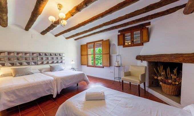 Puebla de Don Fadrique Apartment | Room 'Hab Doble 3 Molino Del Machero' with Mountain View, Shared Pool and Wi-Fi