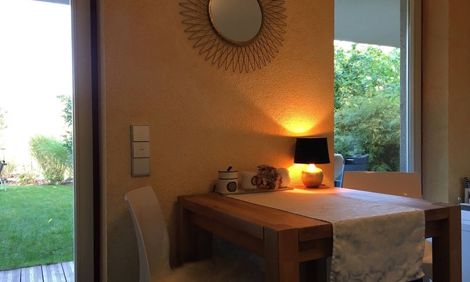 Weil der Stadt Apartment | Room 'Hortensie' with Private Terrace, Private Garden and Wi-Fi