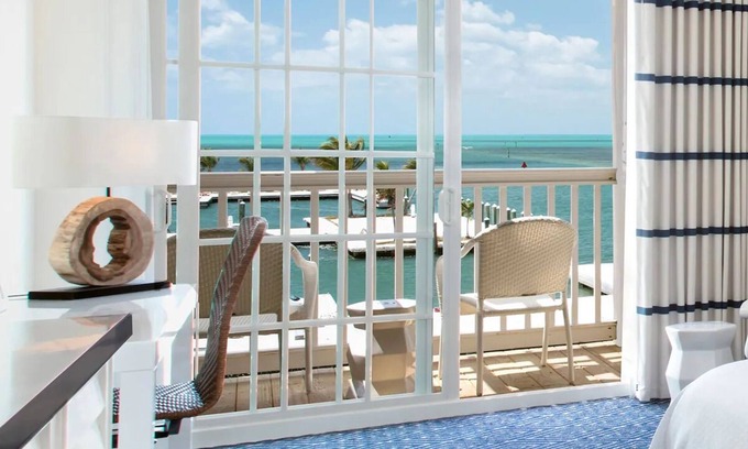 Key West Hotel | Room in Coastal Resort w/Oceanview - Six Pools & Pvt Oceanview Balcony