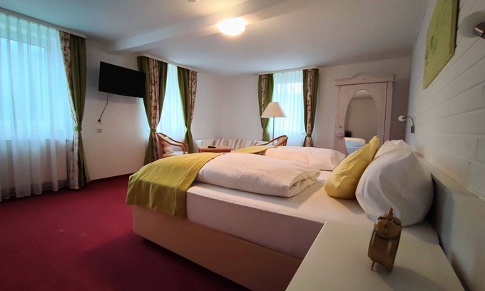 Hundsbach Bed & Breakfast | Room in Guest Room - Pension Forelle Double Room
