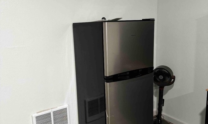 Idaho Falls House | Room in indoor riding arena. Laundry available, shared bathroom, free parking.