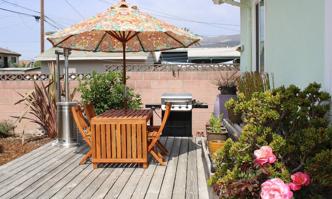 Ventura House | Room in West Ventura Oasis near beaches with valley views