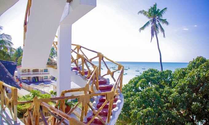 Nungwi Bed & Breakfast | Room K - at the left side sea view 4th flat with 2-3 guests