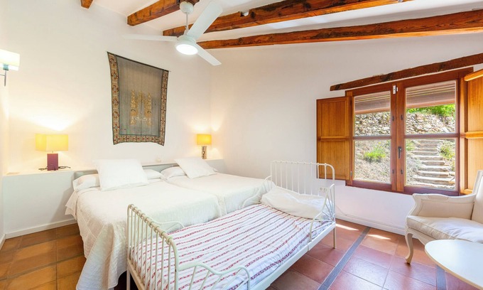 Puebla de Don Fadrique Apartment | Room 'Molino Del Machero' with Mountain View, Shared Pool and Wi-Fi