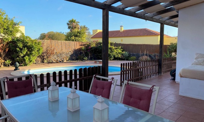 Villaverde House | Room Pool View 1