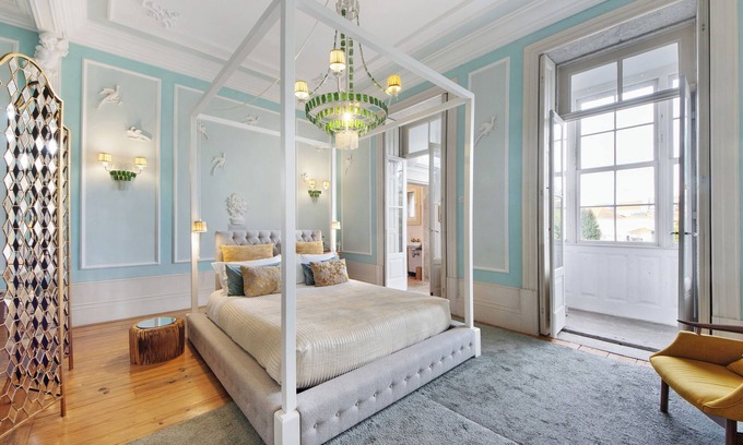 Boavista Apartment | Room 'Romeu' with Shared Garden, Wi-Fi and Air Conditioning