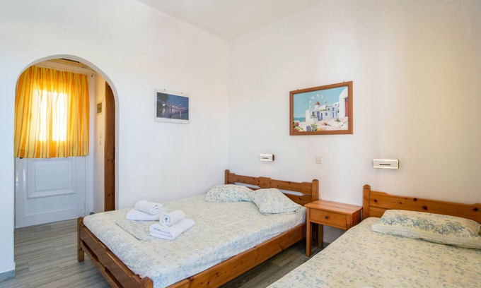 Logaras Apartment | Room 'Studio 5' with Mountain View, Wi-Fi and Air Conditioning