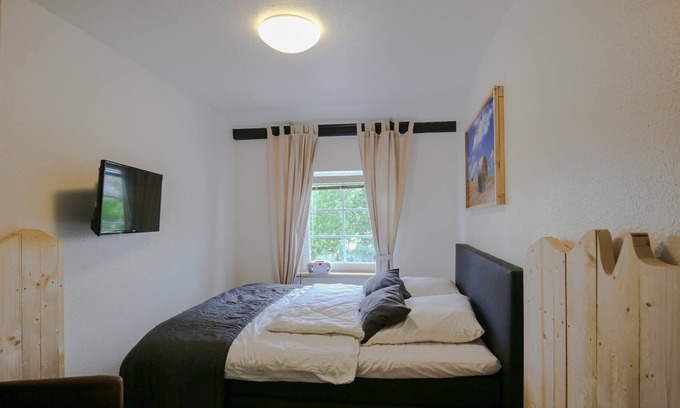 Friedrichsgraben Apartment | Room Stuuv just in Friedrichsgraben for up to 2 people
