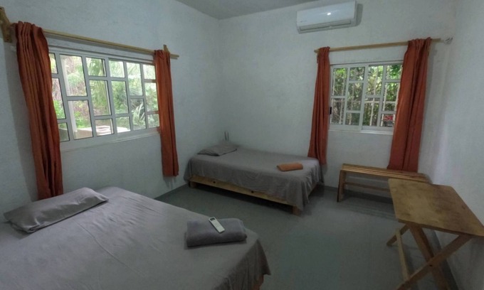 San Pedro Huamelula House | ROOM WITH ALL SERVICES, LOCATED IN BARRA DE LA CRUZ "BARRADISE" NO 1