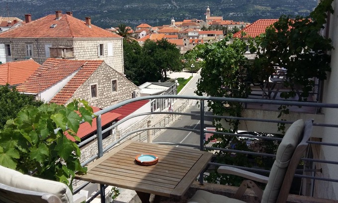 Cove Tri Zala (Zrnovo) Apartment | Room with the view - Blue