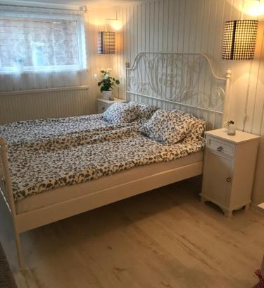 Orserum Apartment | Room with pentry, separate entrance, no cardpayment