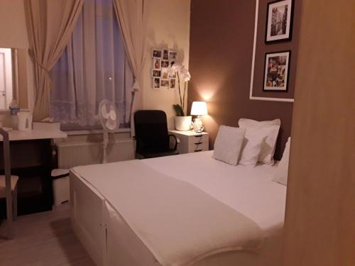 Zellik House | Room zellik