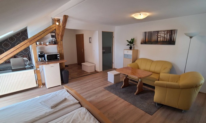 Kirchbach Apartment | Rooms 4 Holiday - Room 4