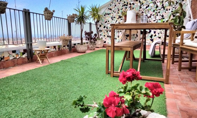 El Guinardo Apartment | Rooms in Rooftop Terrace Penthouse