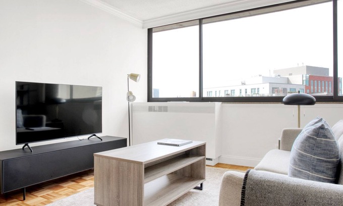 Fenway–Kenmore Apartment | Roomy Symphony 1BR w/Doorman & Business Center, near MFA, by Blueground