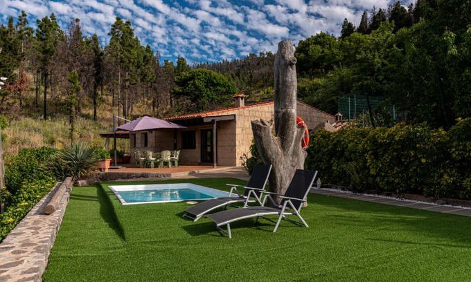 Vega de San Mateo Cabin | Roque nublo rural houses I