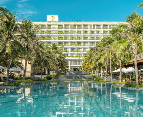 Tuy Hoa Hotel | Rosa Alba Resort & Villas Tuy Hoa