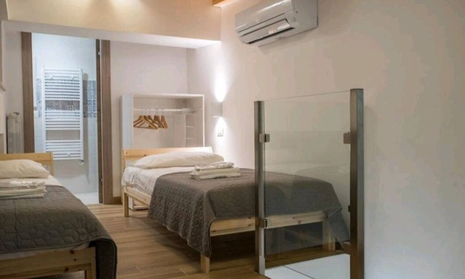 Vazzano Apartment | Rosa's House Attic