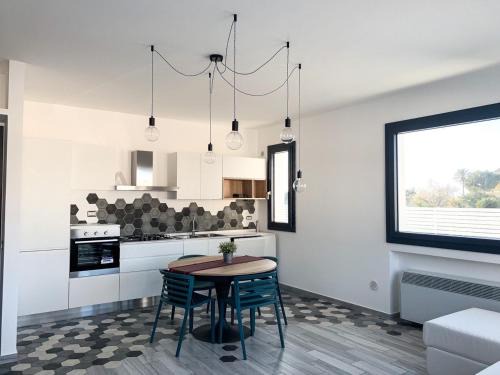 Cinisi House | Rosalia Homestay - Levante Apartment