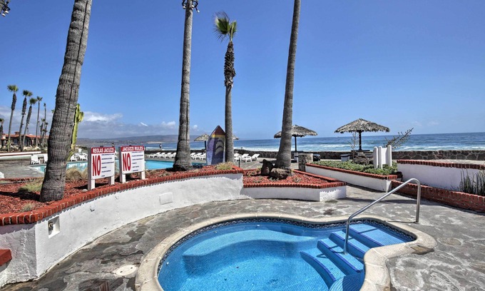 Las Gaviotas Cottage | Rosarito Beach Home in Las Gaviotas w/Ocean Views