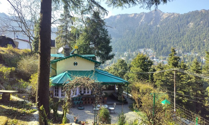 Jeolikote Cottage | Rosastays Nainital