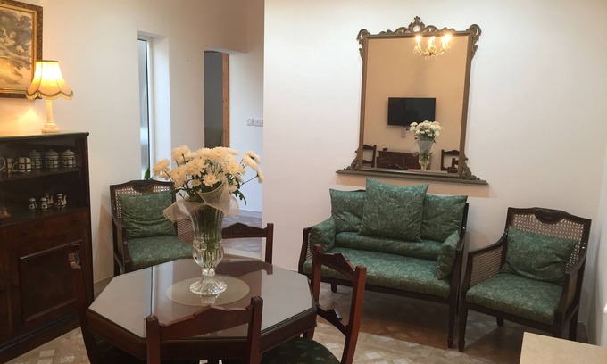 Cospicua Apartment | Rose Building apartment
