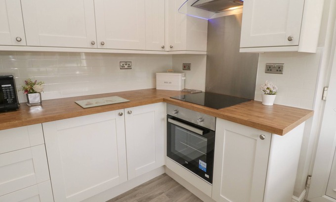 Ruswarp Cottage | Rose Bungalow