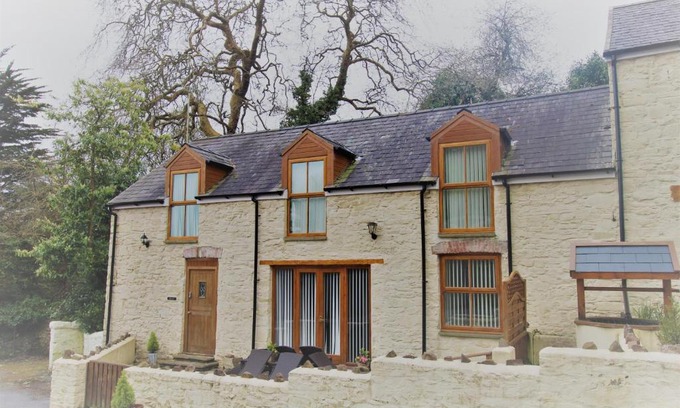 Llanddowror House | Rose Coach House