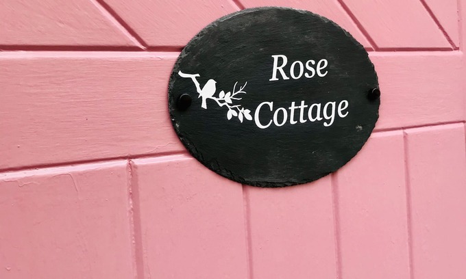 Beddgelert Cottage | Rose Cottage Beddgelert Set on the Banks of the River Colwyn Snowdonia