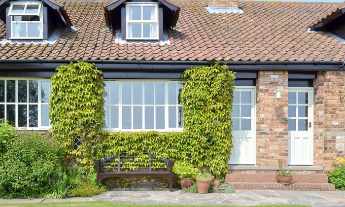 Scalby Cottage | Rose Cottage - E1494