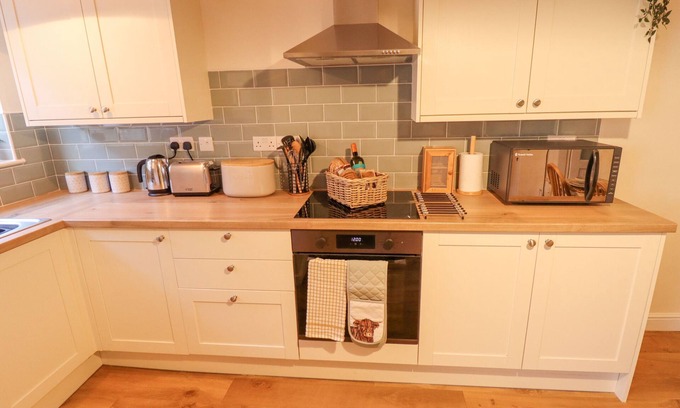 South Cave Cottage | Rose Cottage