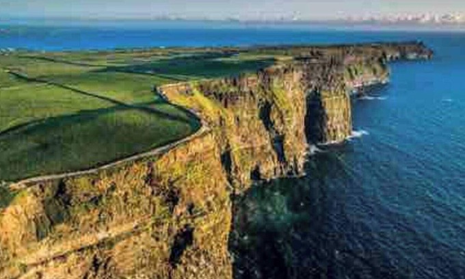 Magherareagh Cottage | Rose Cottage in Ennistymon - Near Cliffs of Moher