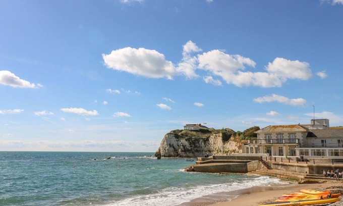 Freshwater Cottage | ROSE COTTAGE, pet friendly, country holiday cottage in Freshwater