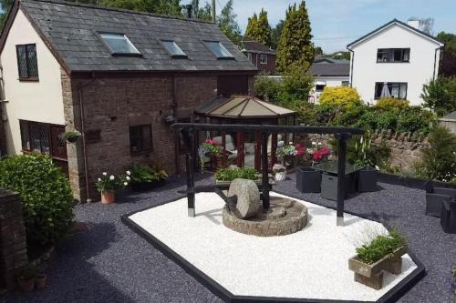 Llangrove House | Rose Cottage Wye Valley AONB